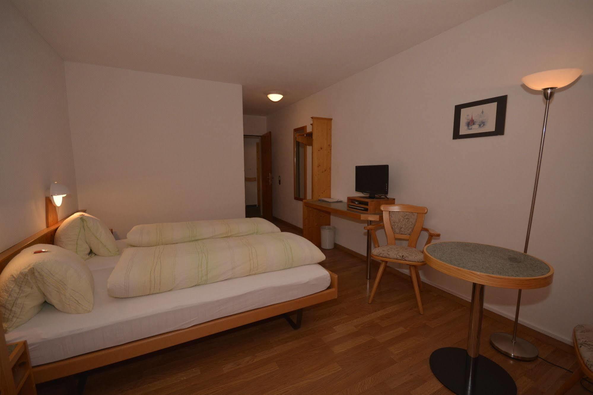 Hotel Schoental Filisur Luaran gambar